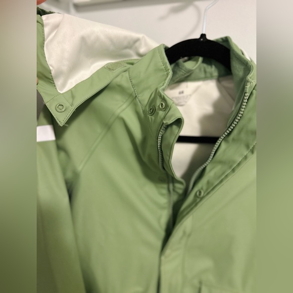 H&M • Kids Rubber Rain Jacket • Size 6-8 • Like-New! - Picture 8 of 8